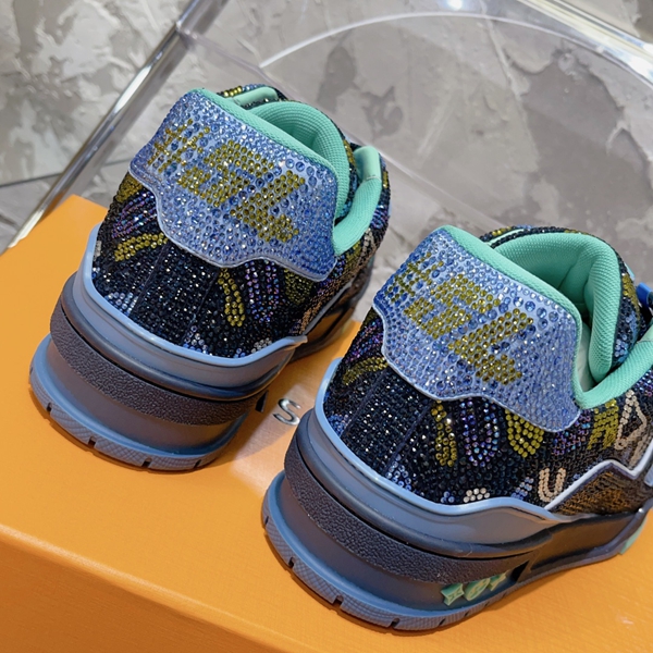 ルイヴィトン靴着用イメージ